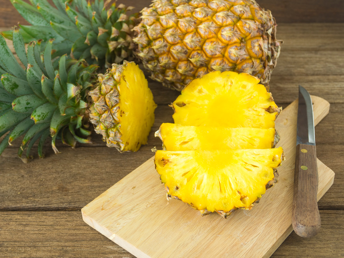 7 redenen waarom je ananas moet gebruiken als beauty product