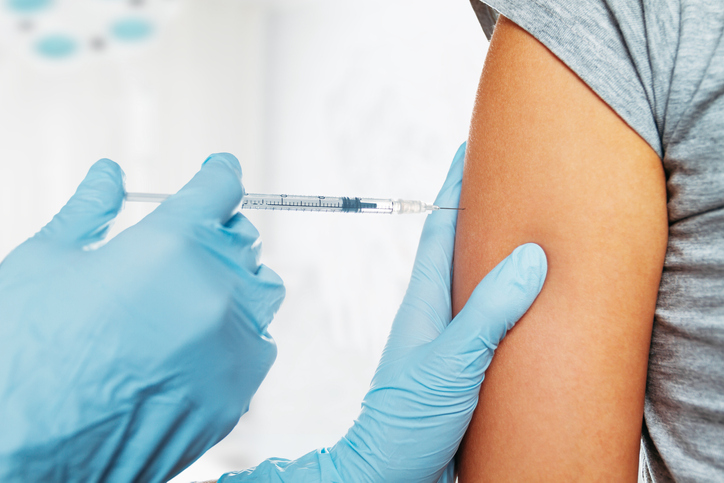 Zal de race tussen vaccins en varianten ooit eindigen? Waarom het niet zo simpel is